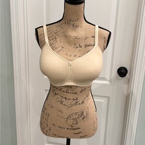 Amoena Mara Padded Wireless Post Mastectomy/Lumpectomy Bra